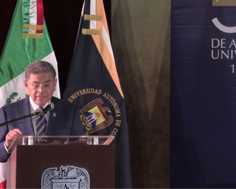 Universidad autónoma de Coahuila celebra sus 50 años de autonomía