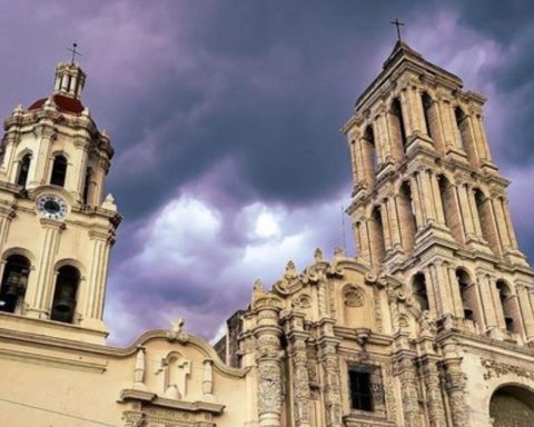 Catedral de Santiago enfrenta robos y armas blancas en novenario del Santo Cristo