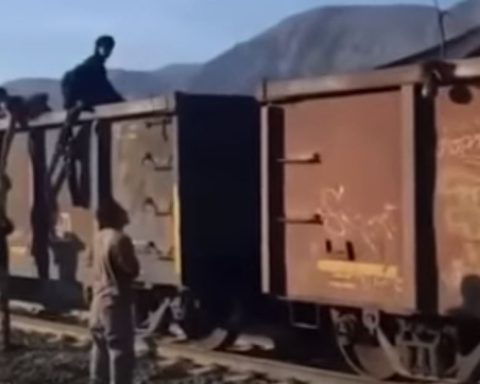 "Las patronas" apoyan a migrantes en Coahuila