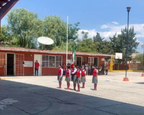 Inhabilitan 3 salones de primaria por riesgo de derrumbe, en Coahuila