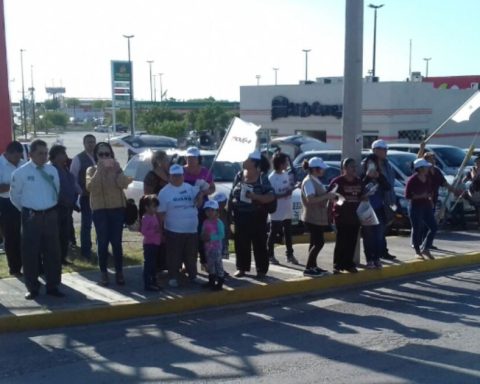 Obradoristas rechazan a candidatos externos a Morena que buscan la presidencia en Acuña