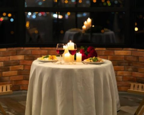 Restaurantes en Sabinas se prepara para recibir a parejas en San Valentín