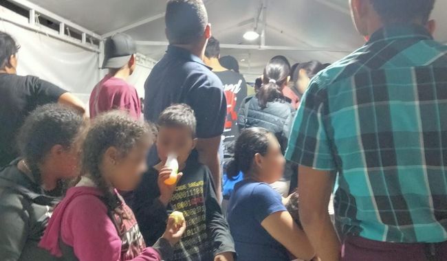 El INM rescató 144 personas que se localizaron en el punto ferroviario conocido como ‘Hermanas’, en el municipio de Escobedo, Coahuila.