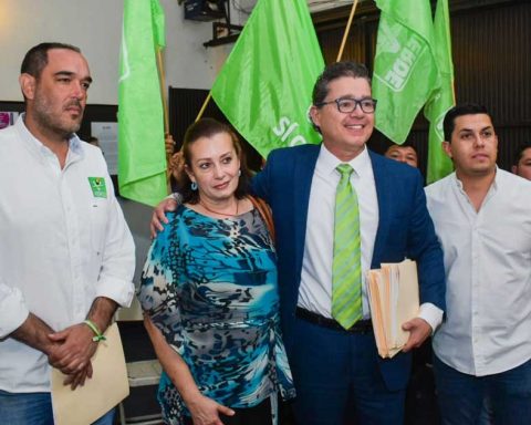 ‘Nacho’ Corona encabezará la planilla del Partido Verde.