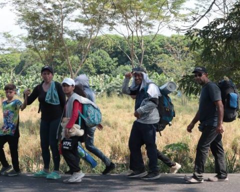 Cada vez más niños extranjeros cruzan por México para legar a EU.