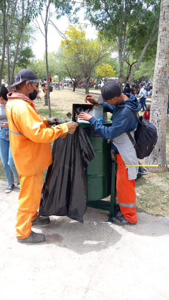 80 personas limpiaron en el Bosque Urbano.