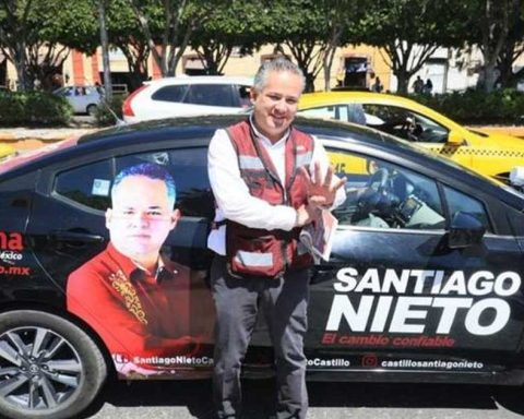 Santiago Nieto afirmó que los panistas quisieron bajarlo de la contienda.