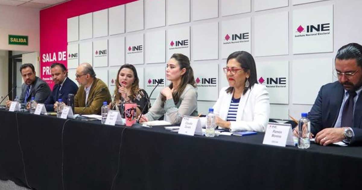 El INE bateó la solicitud de la candidata presidencial de la oposición Xóchitl Gálvez.