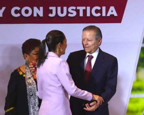 Arturo Zaldívar dejó la Corte para unirse a Claudia Sheinbaum.