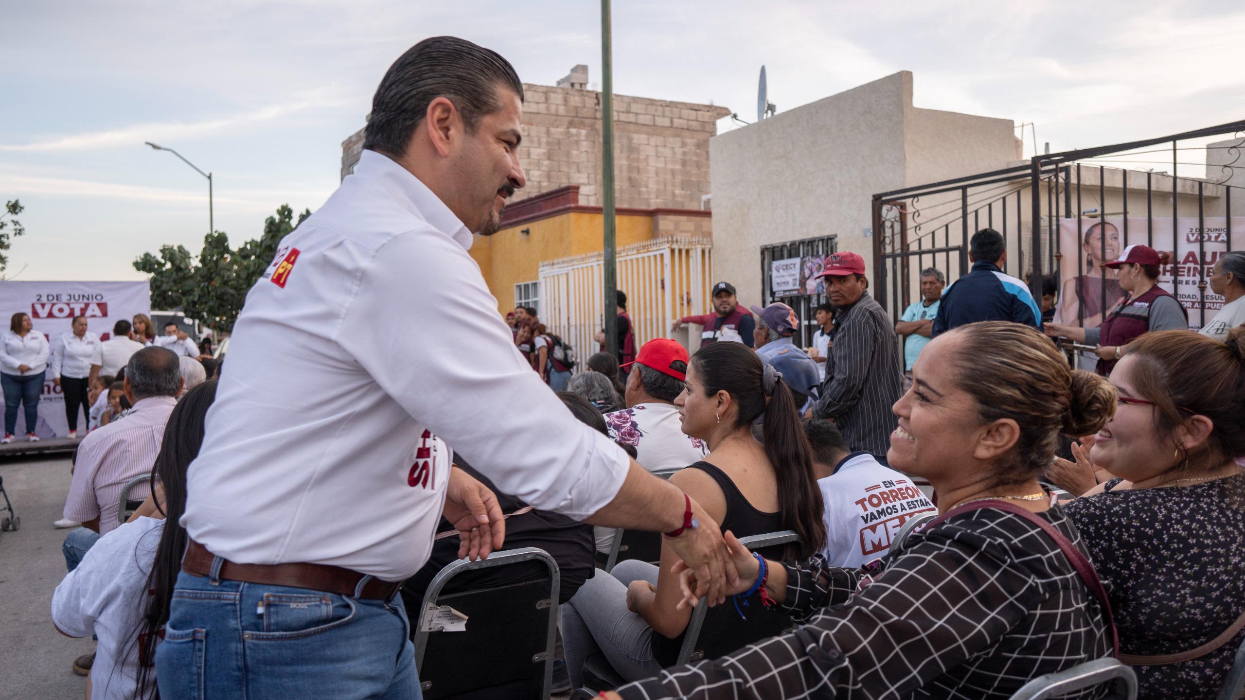 El candidato a la Presidencia Municipal por la Coalición Sigamos Haciendo Historia en Coahuila (MORENA y PT), Shamir Fernández Hernández.