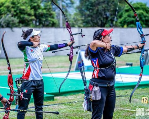 Ganan plata las coahuilenses Ana Paula Vázquez y Ángela Ruiz.