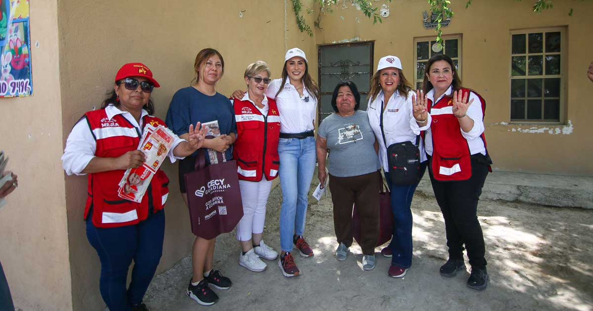 Cecilia Guadiana continúa recorriendo las calles de Saltillo.