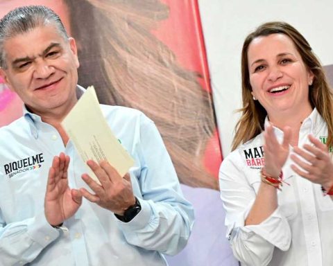 Miguel Riquelme y María Bárbara Cepeda, candidatos al Senado.