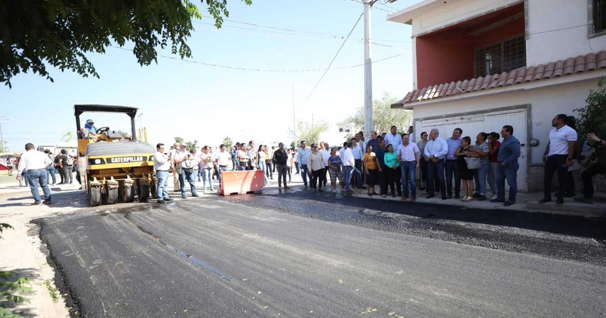 Obras de recarpeteo y pavimentación en Torreón.