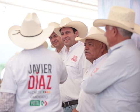 El candidato a la alcaldía de Saltillo, Javier Díaz González