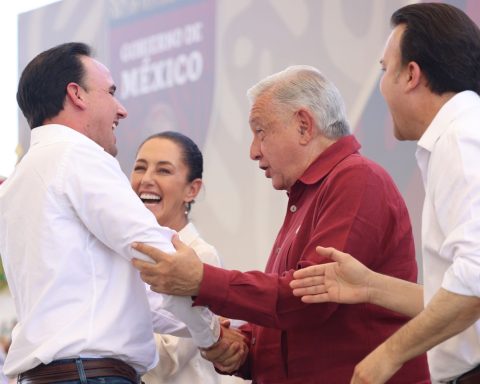 Gira de trabajo de AMLO y Sheinbaum en La Laguna