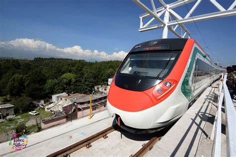Tren El Insurgente