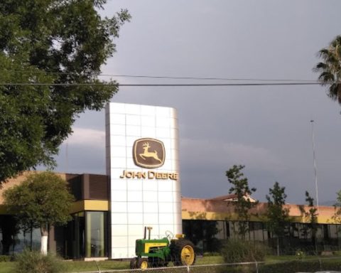 John Deere enfrenta reestructuración y ajustes de personal incluida la plantas de Saltillo