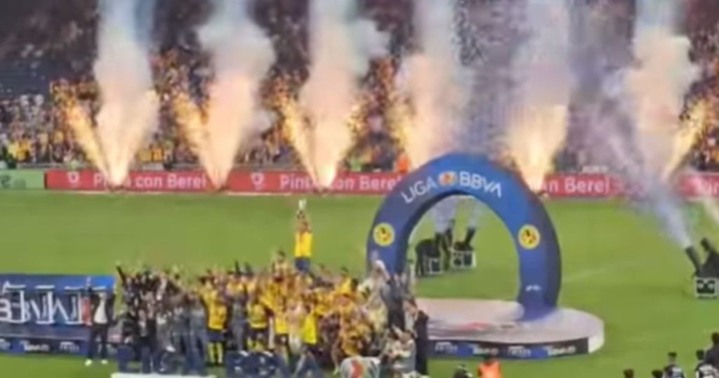 América tricampeón