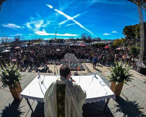 Bendición de Cascos 2025 en Parras de la Fuente