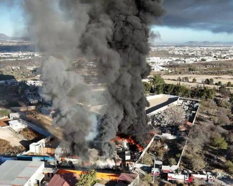 Investigan recicladora ilegal tras incendio en Saltillo