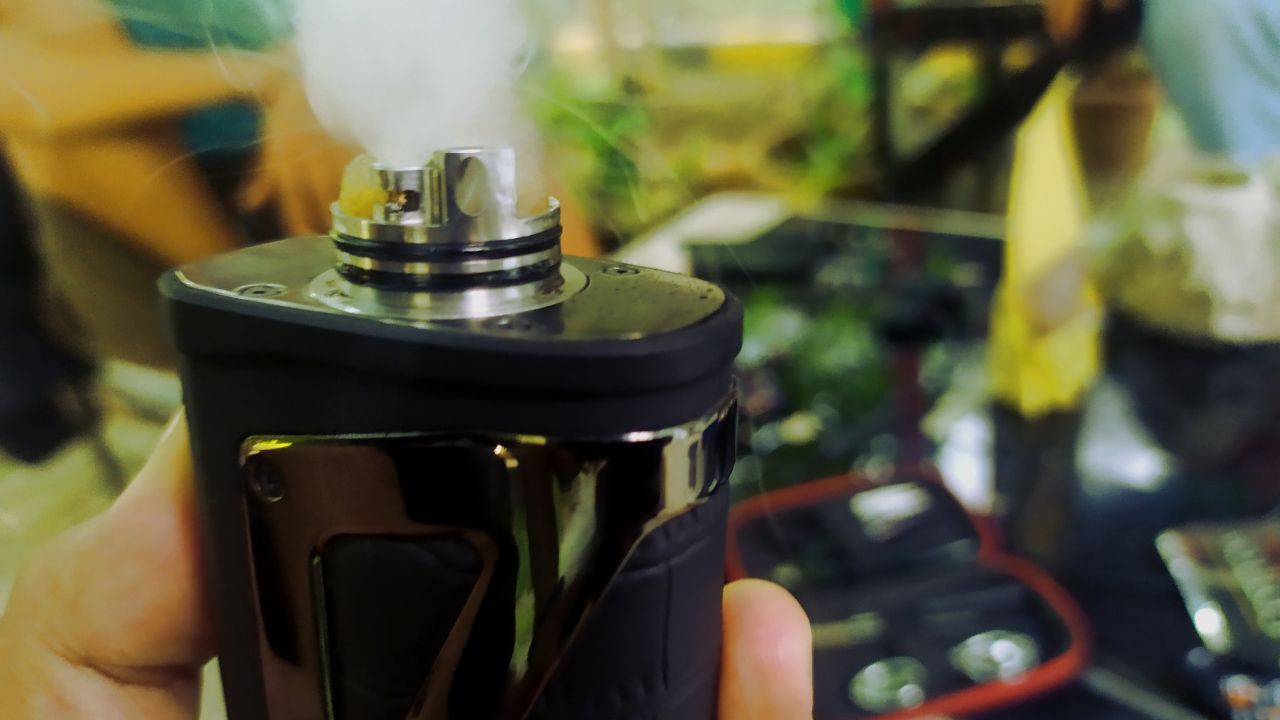 jóvenes uso vapeadores