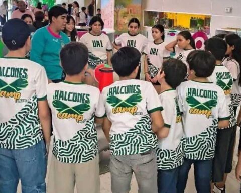 Grupo de niños del curso de verano.