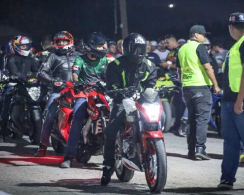 Grupo de motociclistas.