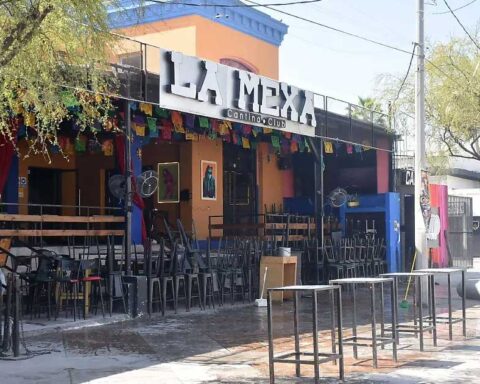 Fachada de restaurante en Torreón.
