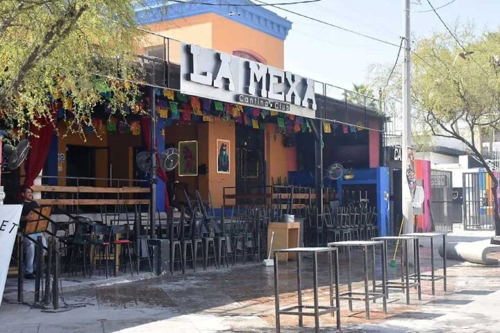 Fachada de restaurante en Torreón.