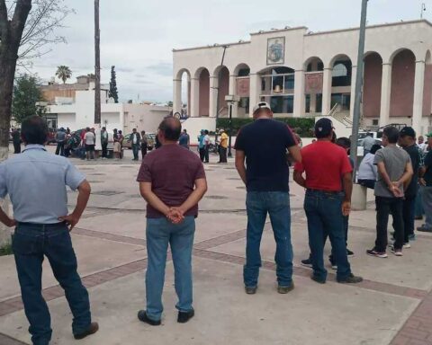 Trabajadores de AHMSA